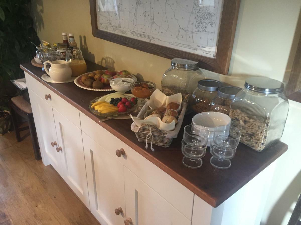 Home Barn Bed And Breakfast Yeovil Eksteriør billede